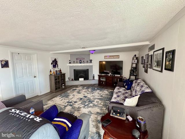 38 COVINGTON DR, Shrewsbury, PA 17361