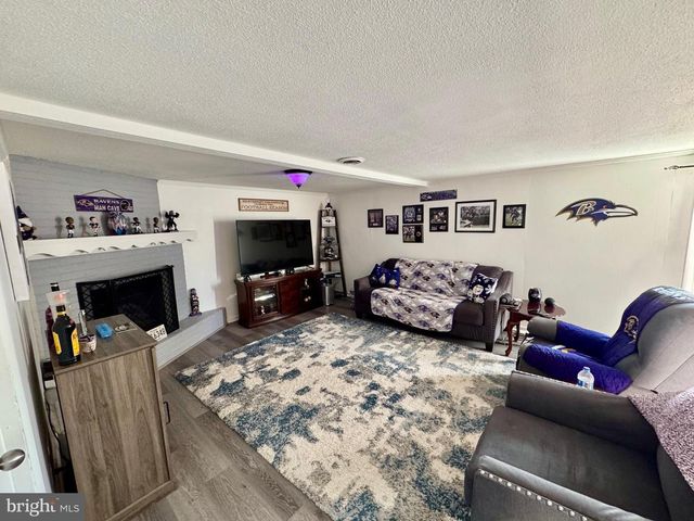 38 COVINGTON DR, Shrewsbury, PA 17361