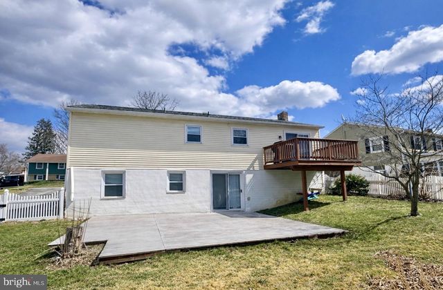 38 COVINGTON DR, Shrewsbury, PA 17361