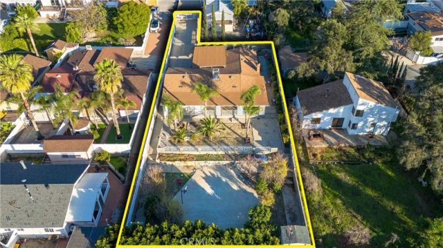 10533 Samoa Avenue, Tujunga, CA 91042