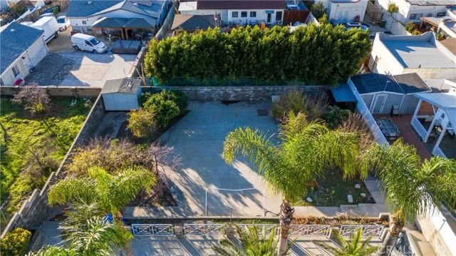 10533 Samoa Avenue, Tujunga, CA 91042