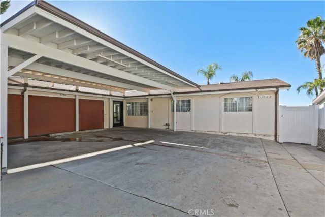 10533 Samoa Avenue, Tujunga, CA 91042