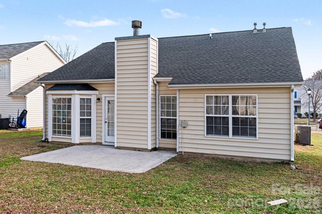 3923 E Cedar Hill Drive, Charlotte, NC 28273