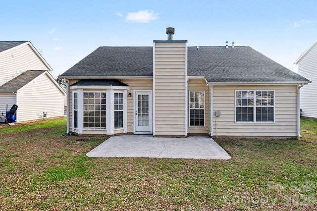 3923 E Cedar Hill Drive, Charlotte, NC 28273