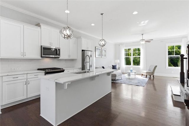 10196 Windalier Way, Roswell, GA 30076