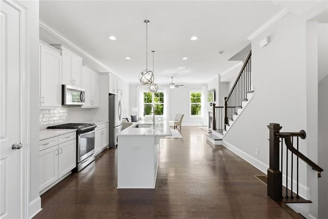 10196 Windalier Way, Roswell, GA 30076