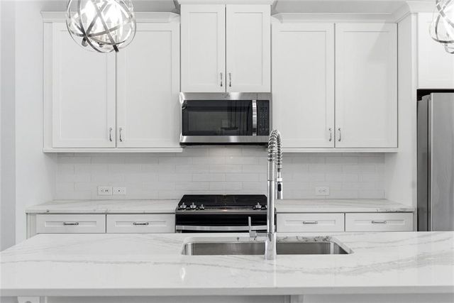 10196 Windalier Way, Roswell, GA 30076