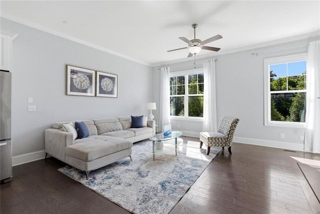 10196 Windalier Way, Roswell, GA 30076