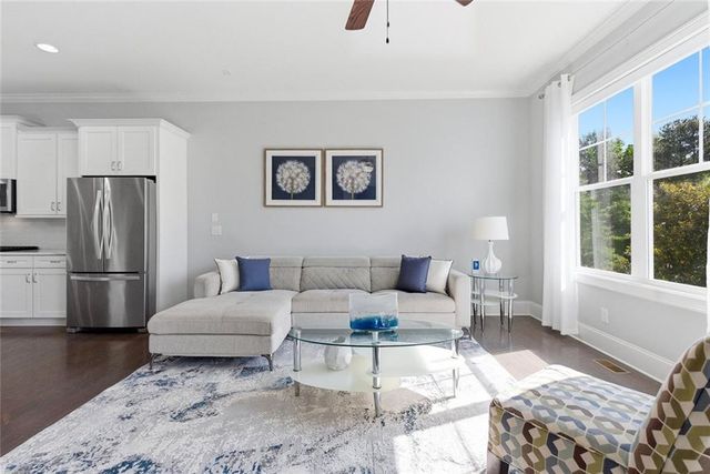 10196 Windalier Way, Roswell, GA 30076