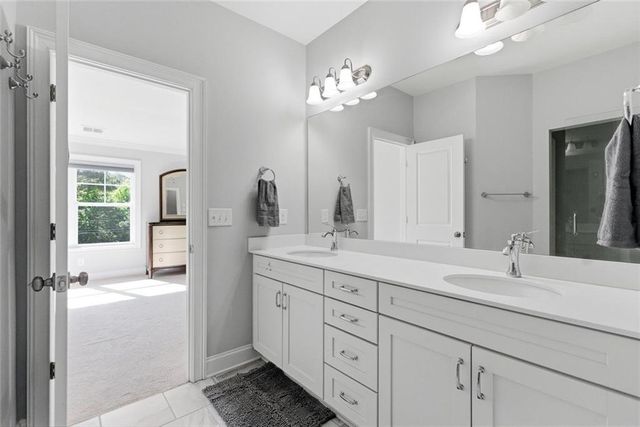 10196 Windalier Way, Roswell, GA 30076