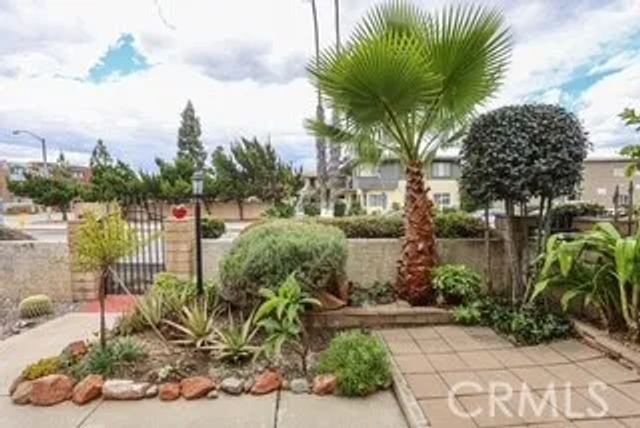 1671 E Kingsley B, Pomona, CA 91767