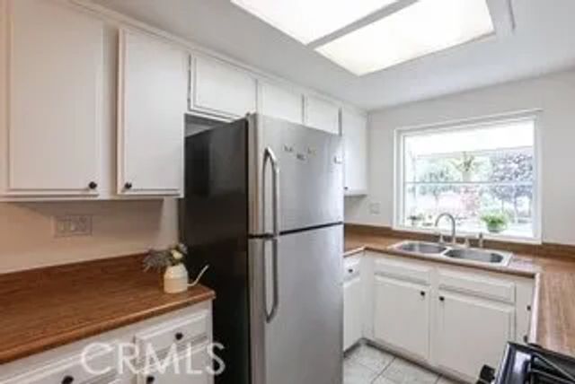 1671 E Kingsley B, Pomona, CA 91767