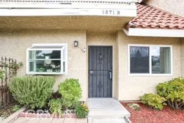 1671 E Kingsley B, Pomona, CA 91767