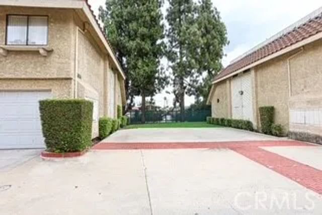 1671 E Kingsley B, Pomona, CA 91767