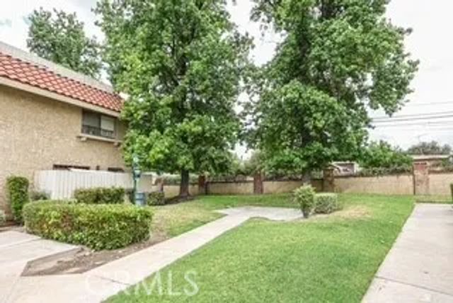 1671 E Kingsley B, Pomona, CA 91767