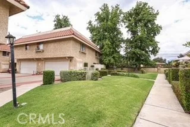 1671 E Kingsley B, Pomona, CA 91767