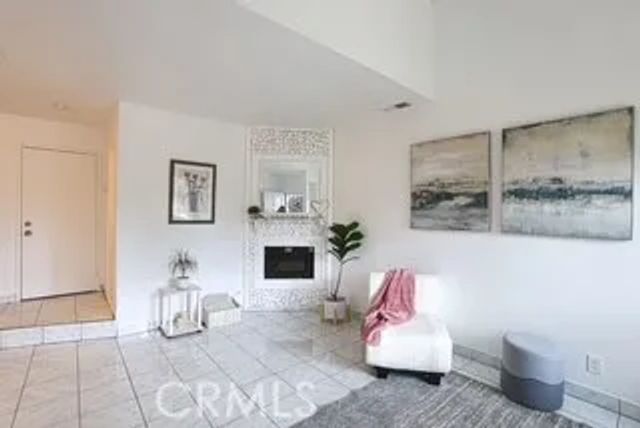 1671 E Kingsley B, Pomona, CA 91767
