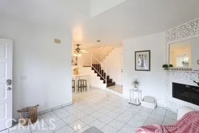 1671 E Kingsley B, Pomona, CA 91767
