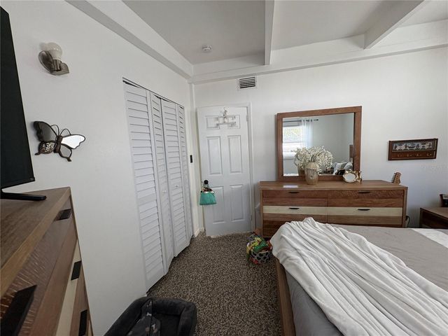 7702 PATRICIAN PLACE, Tampa, FL 33619