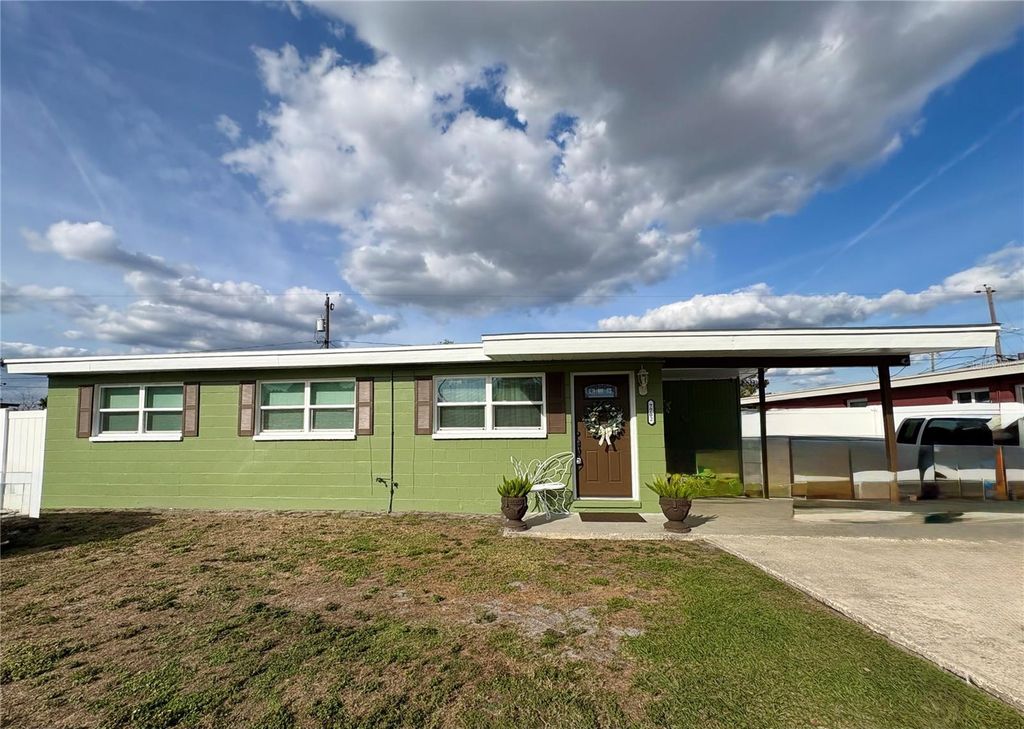 Image 1 of property listing at 7702 PATRICIAN PLACE, Tampa, FL 33619