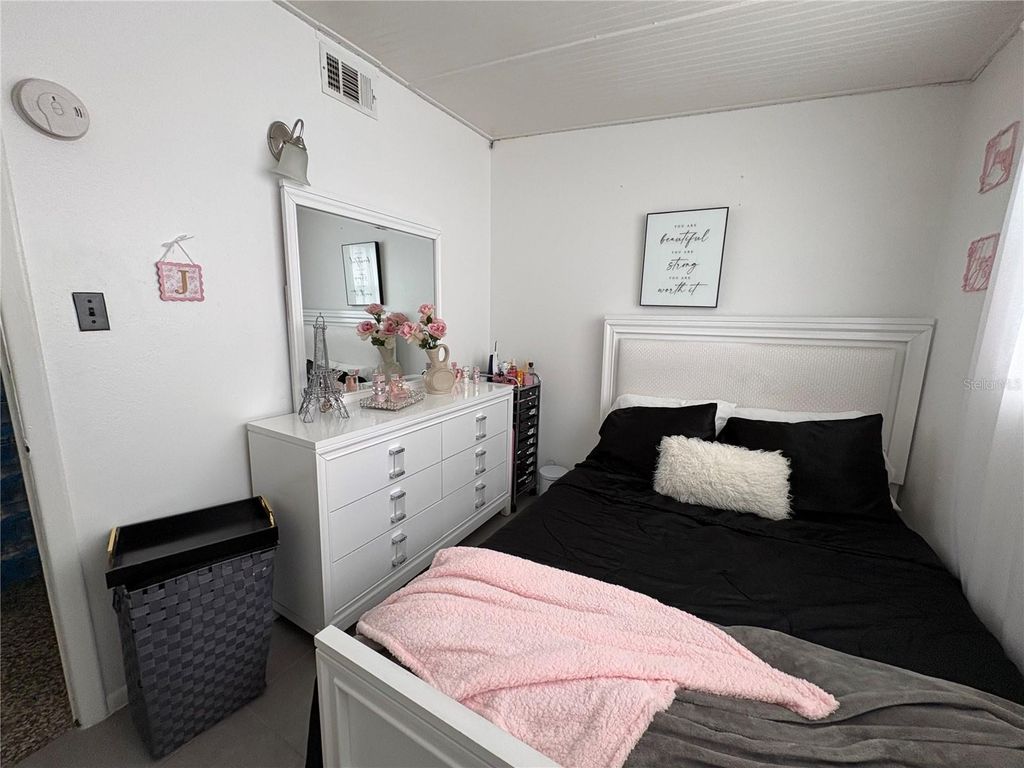 Image 27 of property listing at 7702 PATRICIAN PLACE, Tampa, FL 33619