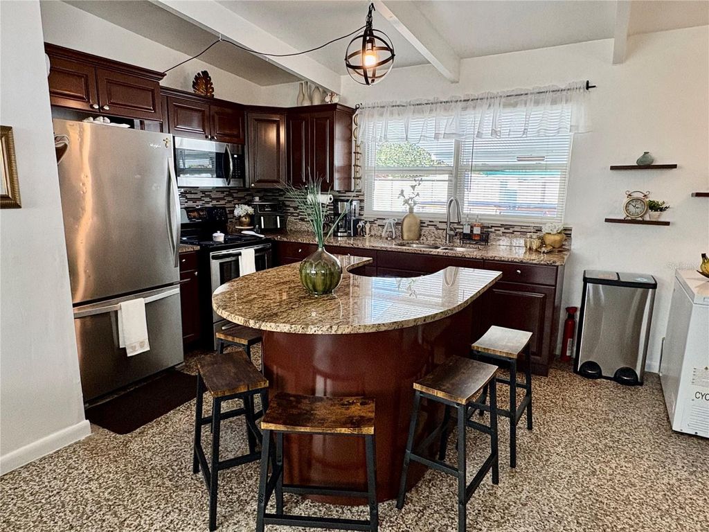 Image 35 of property listing at 7702 PATRICIAN PLACE, Tampa, FL 33619