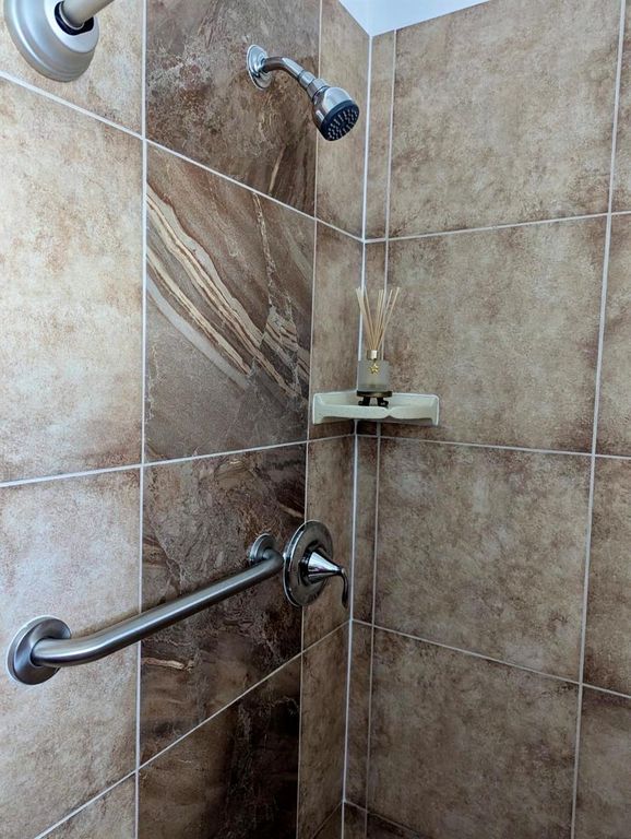 Image 46 of property listing at 7702 PATRICIAN PLACE, Tampa, FL 33619