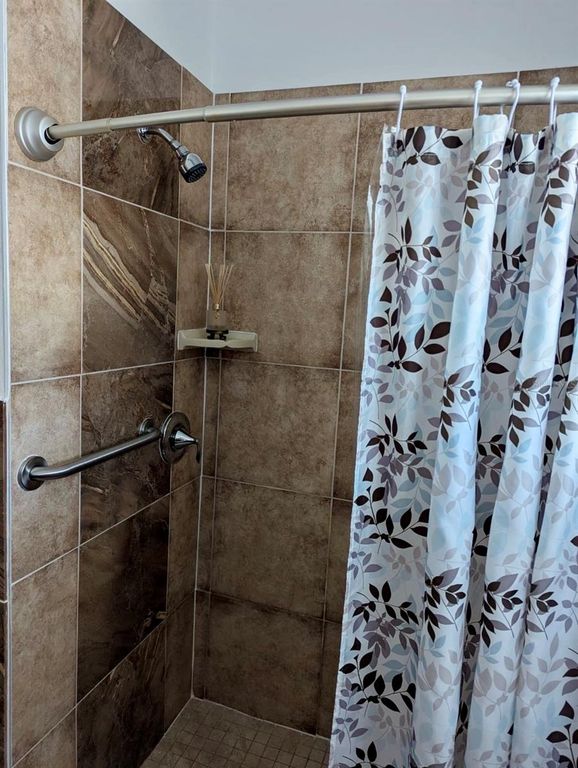 Image 48 of property listing at 7702 PATRICIAN PLACE, Tampa, FL 33619