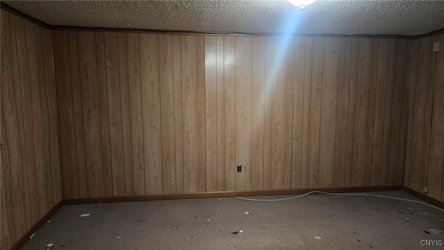 2725 Midland Avenue, Syracuse, NY 13205