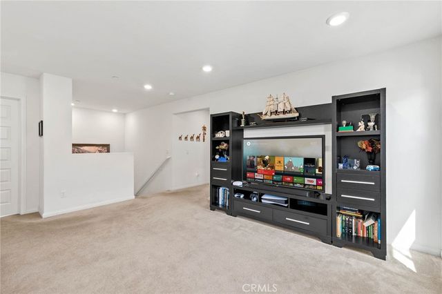 2832 E Howlett, Ontario, CA 91762