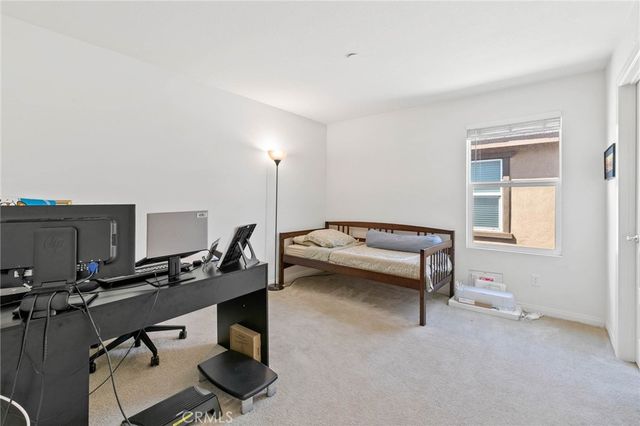 2832 E Howlett, Ontario, CA 91762