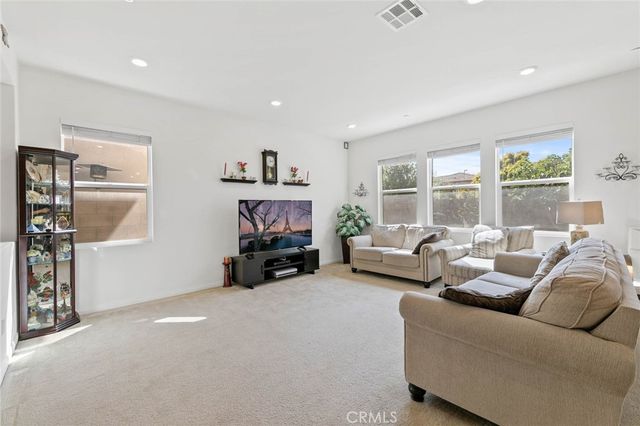 2832 E Howlett, Ontario, CA 91762