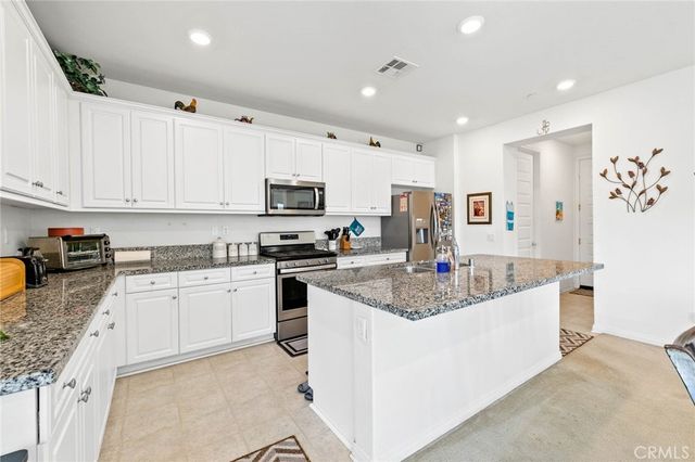 2832 E Howlett, Ontario, CA 91762