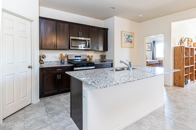 16500 S Placita Jibe, Sahuarita, AZ 85629