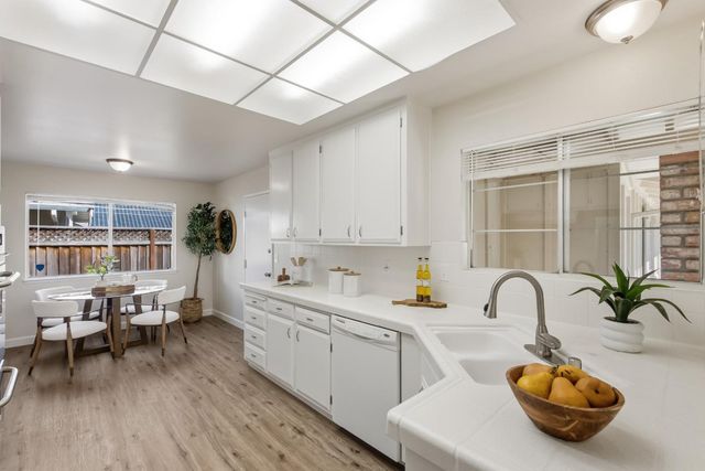 961 Cherry Avenue, San Jose, CA 95126