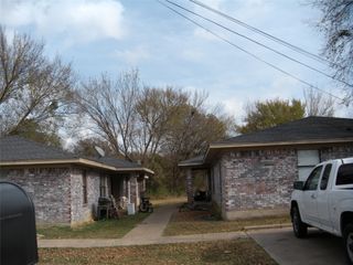 1450-1452 fitzhugh, Paris, TX 75460