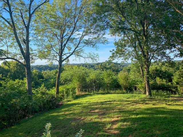 1812 Springfield Hwy, Goodlettsville, TN 37072