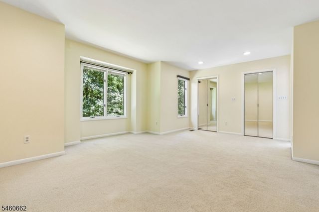 28 Raven Dr, Morris Twp., NJ 07960