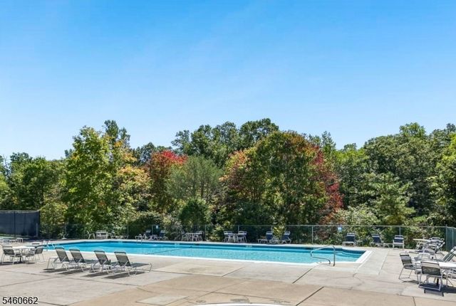 28 Raven Dr, Morris Twp., NJ 07960