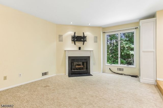 28 Raven Dr, Morris Twp., NJ 07960
