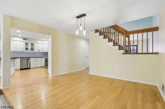 28 Raven Dr, Morris Twp., NJ 07960