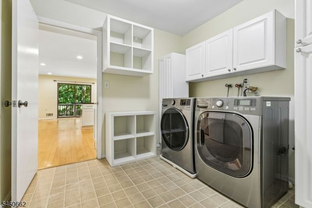 28 Raven Dr, Morris Twp., NJ 07960