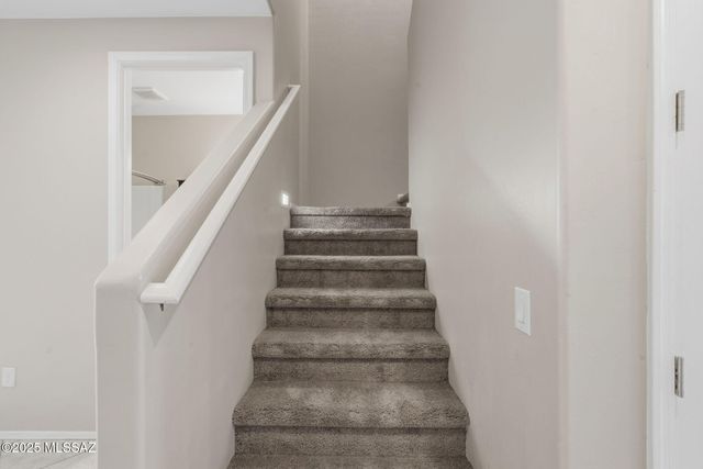 6717 E Via Arroyo Largo, Tucson, AZ 85756