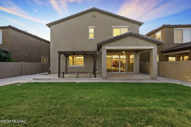 6717 E Via Arroyo Largo, Tucson, AZ 85756