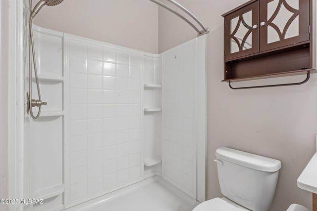 6717 E Via Arroyo Largo, Tucson, AZ 85756