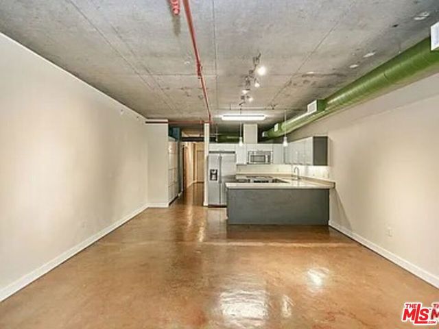 645 W 9th Street 240, Los Angeles, CA 90015