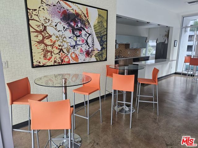 645 W 9th Street 240, Los Angeles, CA 90015