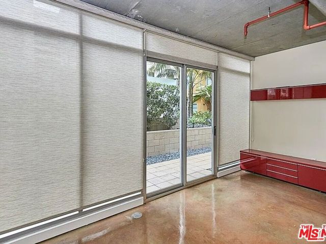 645 W 9th Street 240, Los Angeles, CA 90015