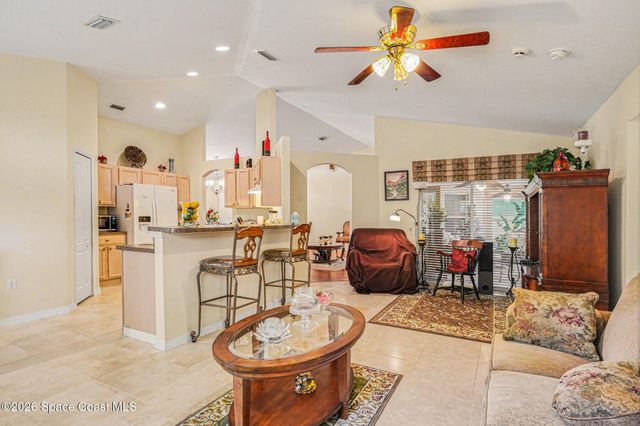 835 Rebus Avenue SW, Palm Bay, FL 32908