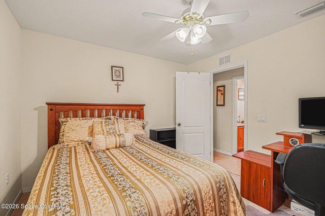 835 Rebus Avenue SW, Palm Bay, FL 32908